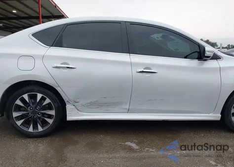 2017 Nissan Sentra Sr z USA, uszkodzony, nr VIN 3N1AB7AP6HY369551